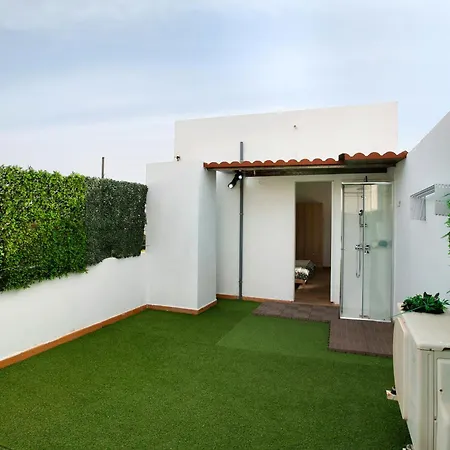 Casa Plaza San Nicolas De Bari Appartamento Sardina